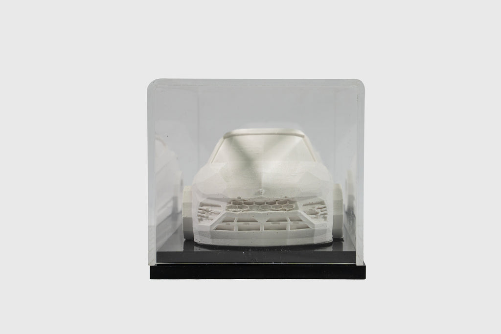 Italian Velocity Vitrinen-Skulptur