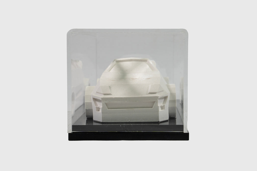 Supra Vitrinen-Skulptur