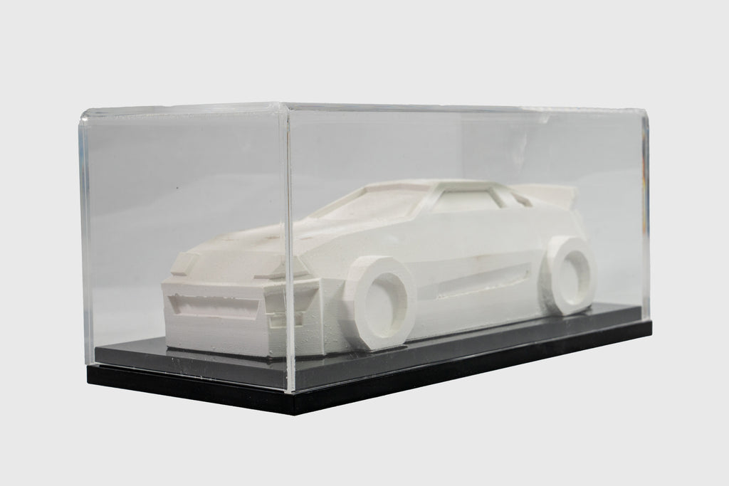 Supra Vitrinen-Skulptur