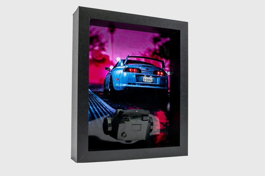 Supra Poster-Skulptur