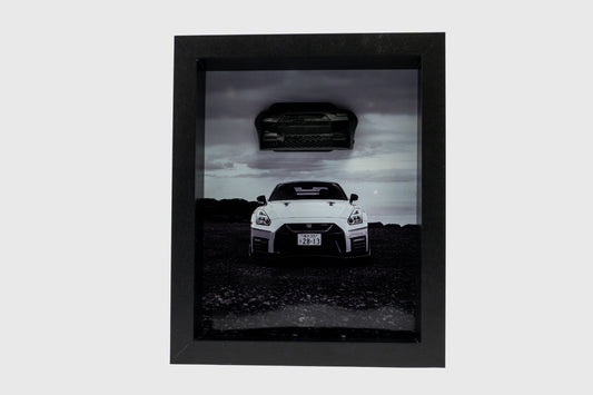 GT Beast Poster-Skulptur