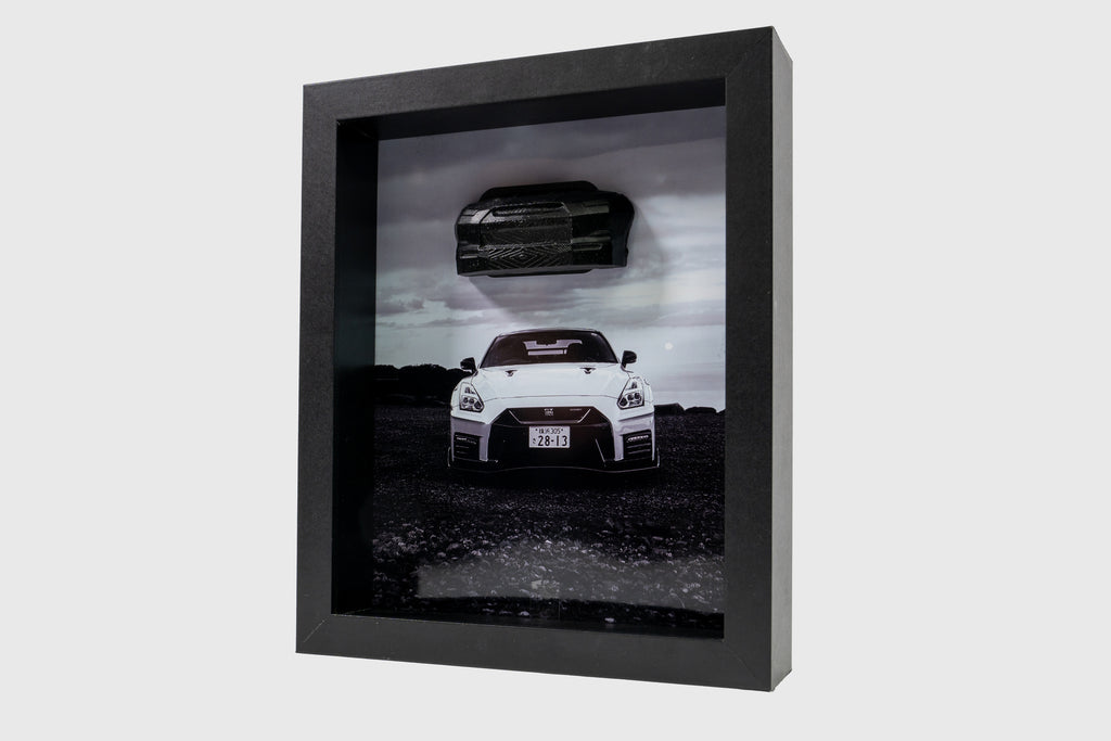 GT Beast Poster-Skulptur